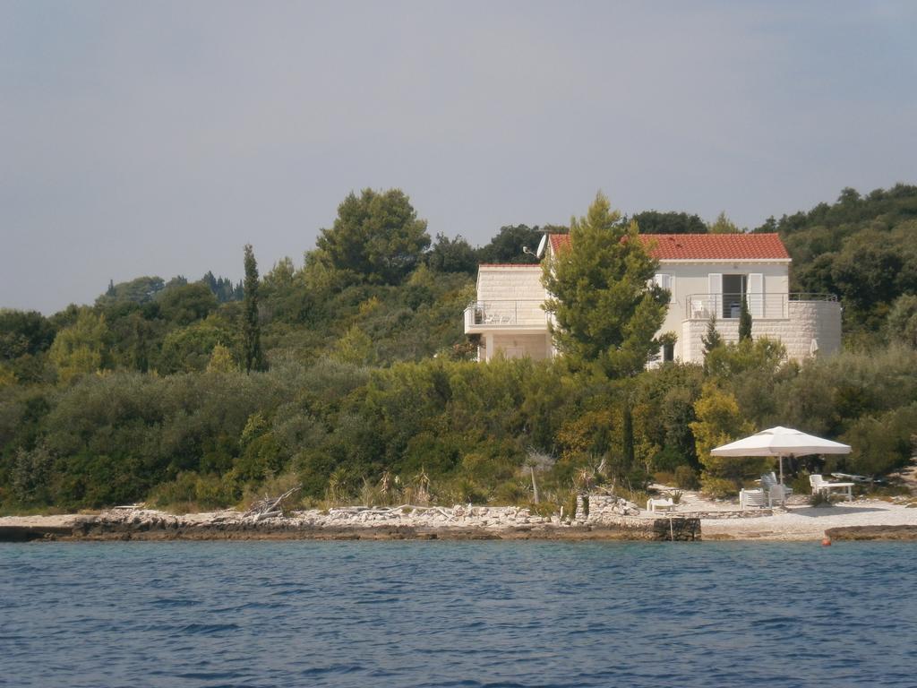 Apartments Grbin (Adults Only) Λομπάρδα Εξωτερικό φωτογραφία