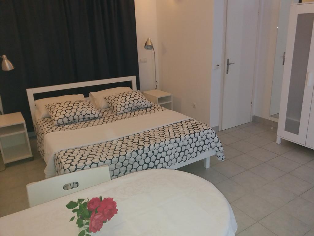 Apartments Grbin (Adults Only) Λομπάρδα Εξωτερικό φωτογραφία