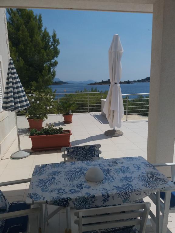 Apartments Grbin (Adults Only) Λομπάρδα Δωμάτιο φωτογραφία