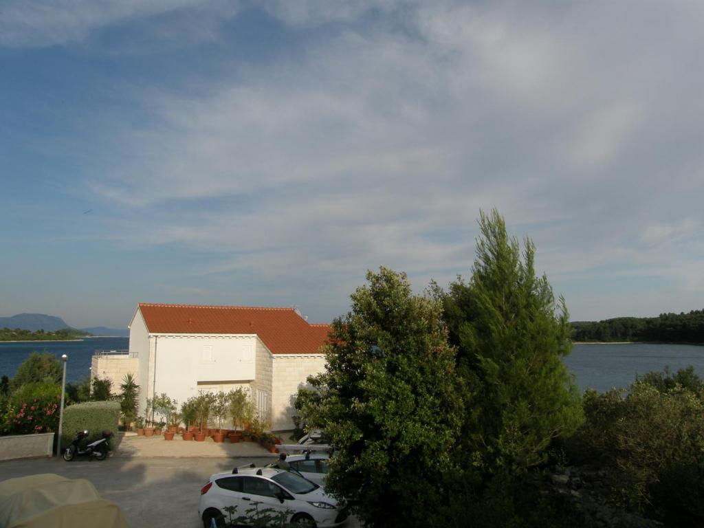 Apartments Grbin (Adults Only) Λομπάρδα Εξωτερικό φωτογραφία